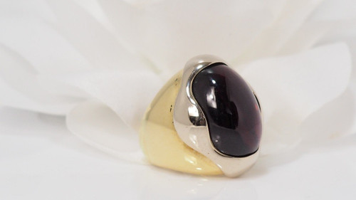 Anello a due orsetti con ametista cabochon
