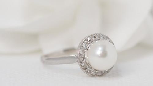 Bague En Or Gris, Perle De Culture Et Diamants