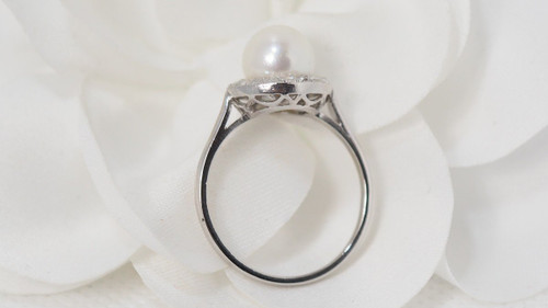 Bague En Or Gris, Perle De Culture Et Diamants