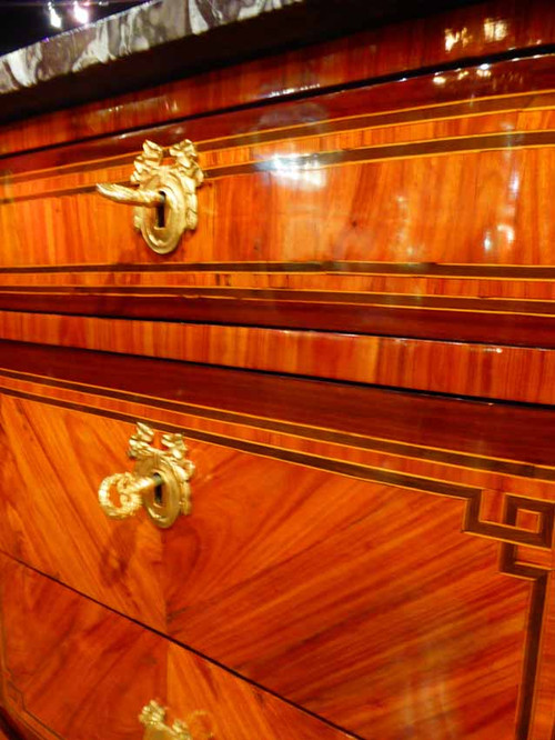 Commode Marqueterie Estampille De Birckle