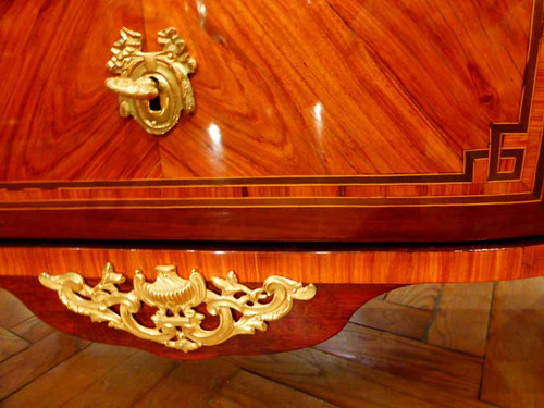 Commode Marqueterie Estampille De Birckle