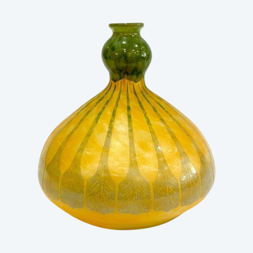 Le Verre Français Vase Art Deco "feuillages Stylisés"