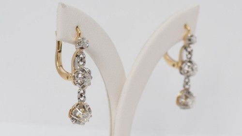 Dormeuses  En Or Jaune et gris Ornées De Diamants