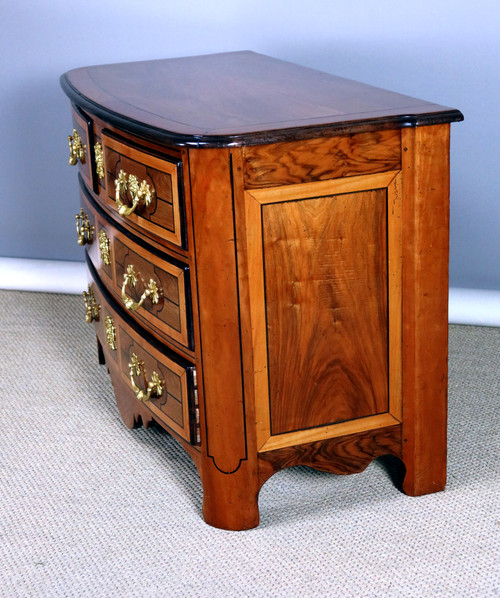 Commode De Style Louis XIV Du XXème Siècle