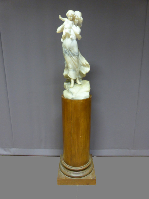 Alabaster-Statue