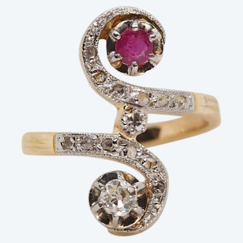 Bague ancienne En Or Jaune Et Platine, Diamants Et Rubis