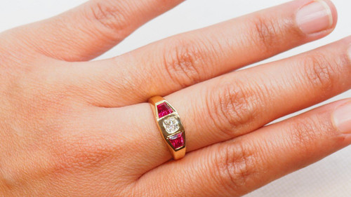Bague En Or Jaune, Diamant Et Rubis