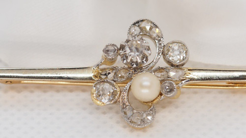 Broche Ancienne En Or Jaune et platine , Perle Fine Et Diamants