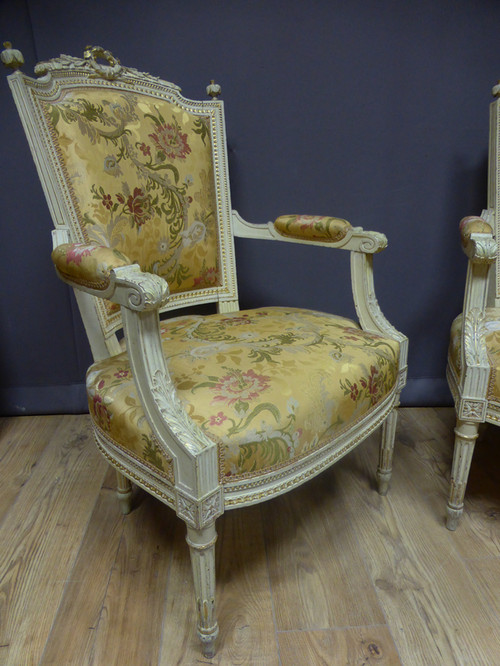 Paire De Fauteuils Style Louis XVI