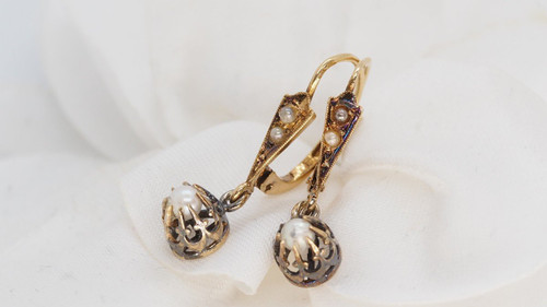 Boucles d'Oreilles Anciennes  En Or Jaune Et Perles Fines