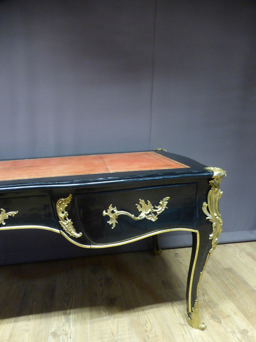Grand Bureau Style Louis XV