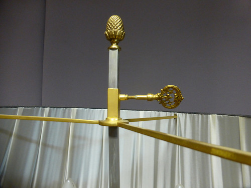 Lampada Bouillotte grande in bronzo dorato (0,90 m)