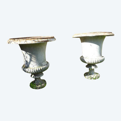 Pair Of Medici Vases In Cast Iron XIX