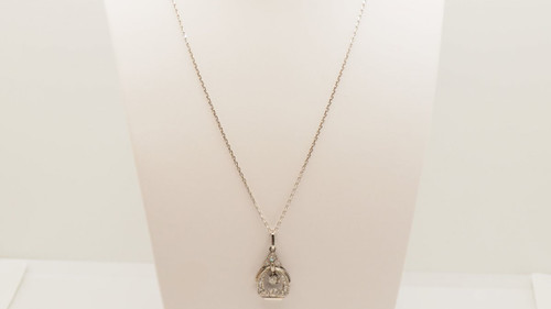 Art Deco Pendant In Platinum, White Gold And Diamonds