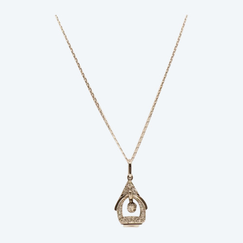 Art Deco Pendant In Platinum, White Gold And Diamonds
