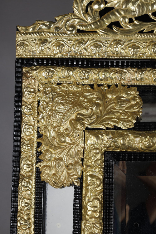 Improtant miroir à parecloses de style Louis XIV