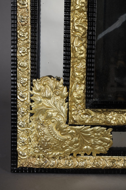 Improtant miroir à parecloses de style Louis XIV