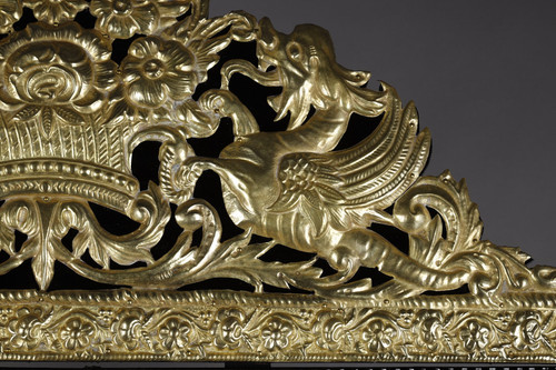 Improtant miroir à parecloses de style Louis XIV