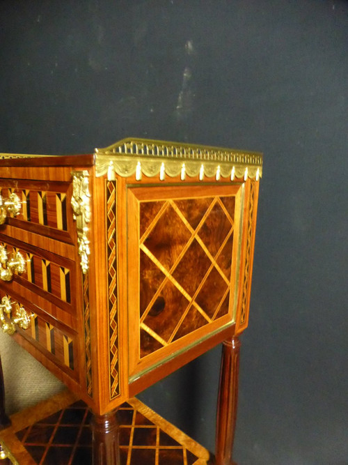 Table de salon En Marqueterie XIXe siècle