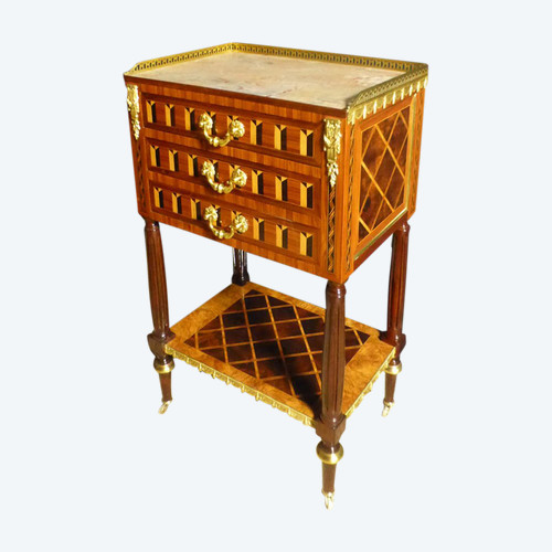 Table de salon En Marqueterie XIXe siècle