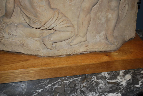 Raro Piatto In Terracotta Ad Altorilievo, Amorini Settecento