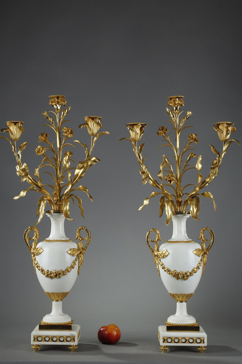 Coppia di candelabri a balaustra molto grandi, firmati Eugène HAZART