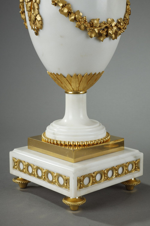 Coppia di candelabri a balaustra molto grandi, firmati Eugène HAZART