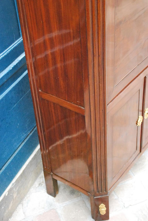 Secretaire in mogano, periodo Luigi XVI, timbrato con Vassou