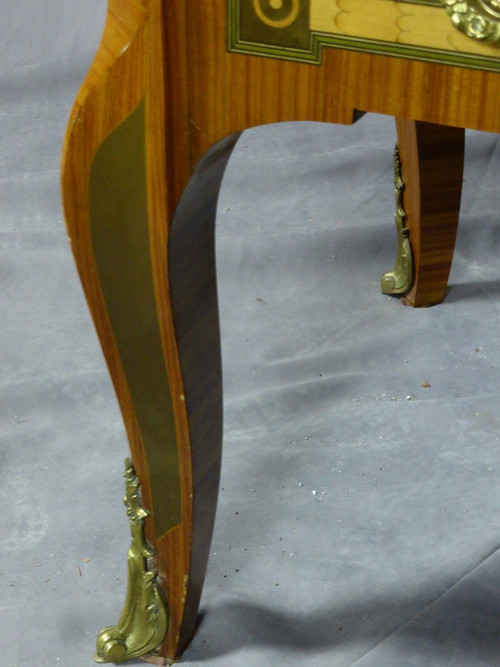 Commode Transition Louis XV Louis XVI estampillée Maison Daïdé François XXe siècle