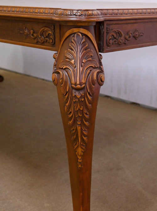 Important Rectangular Table, Chippendale Style, England - Mid-20th Century