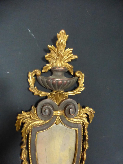 Paire d'Appliques bois doré et bois peint au miroir