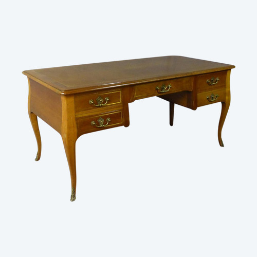 Schreibtisch im Louis XV-Stil