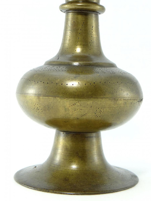 India, metà del XX secolo, Vaso in bronzo.