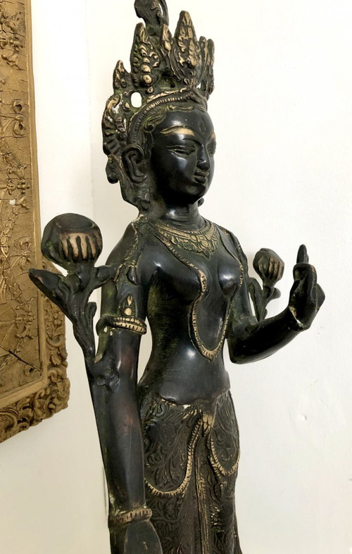 Tibet, prima metà del XX secolo, statuetta di Tara in bronzo.