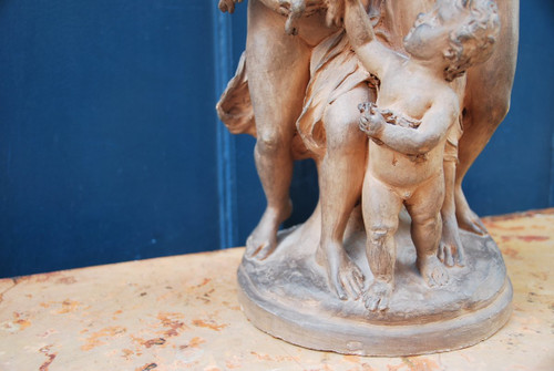 Donne originali in terracotta in stile antico