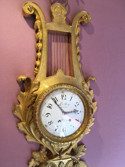 Lyra-Kartell Aus der Zeit von Louis XVI
