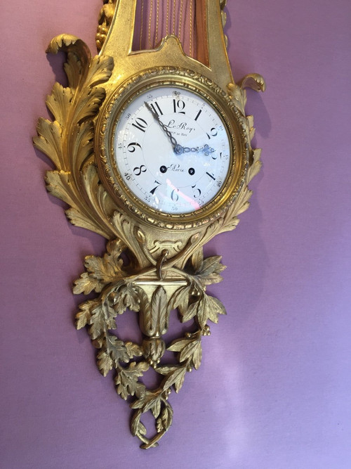 Lyra-Kartell Aus der Zeit von Louis XVI