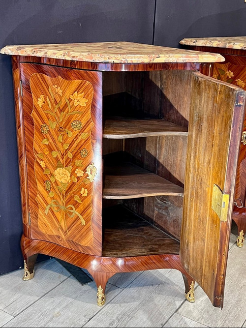 Paire D’encoignures Estampillées D.Genty