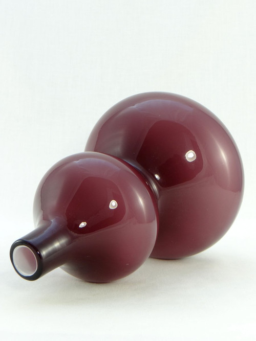 Dänemark, 1960er Jahre, Holmegaard Manufaktur, Vase Aus Geblasenem Glas Doppelschichtig.
