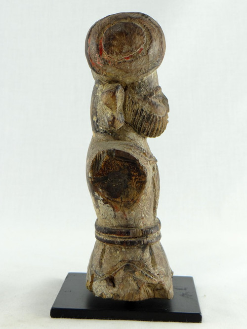 Inde, XVIIIème Siècle, Buste De Dignitaire En Bois Sculpté.