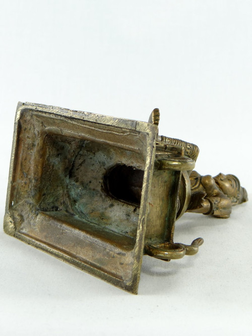 India, inizio XX secolo, scultura in bronzo di Parvati.