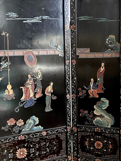 China, First Third of the 20th Century, Important Lacquer Triptych Screen.