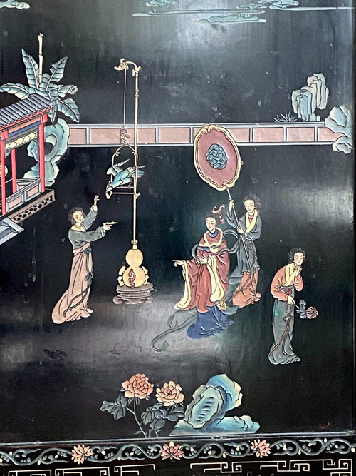 China, First Third of the 20th Century, Important Lacquer Triptych Screen.