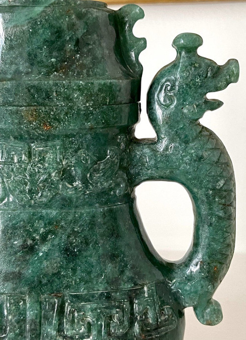 Chine, Années 1950/1960, Pot Couvert En Pierre Dure Dans Le Style Archaïque.