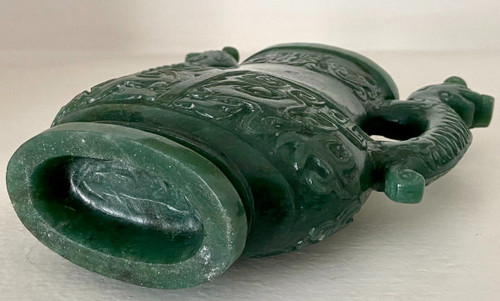 Chine, Années 1950/1960, Pot Couvert En Pierre Dure Dans Le Style Archaïque.