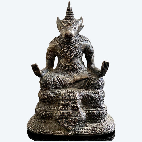 Thailand, 1. Drittel des 20. Jahrhunderts, Silber-Bronze-Statuette, Stierkopf-Göttlichkeit.
