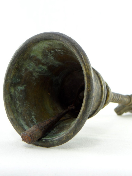 Inde, XIXème Siècle, Cloche Rituelle En Bronze Ornée Des Dieux Ganesh Et Hanuman.