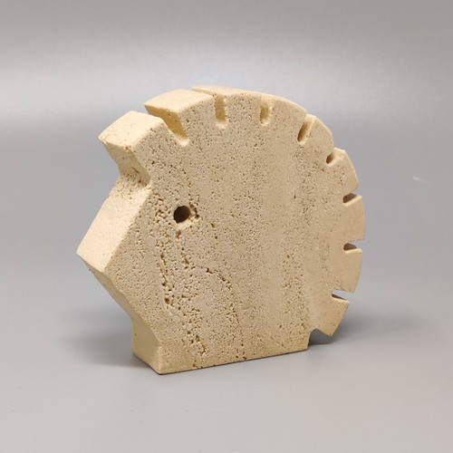 1970 Original large hedgehog sculpture in travertine by Enzo Mari for F.lli Mannelli