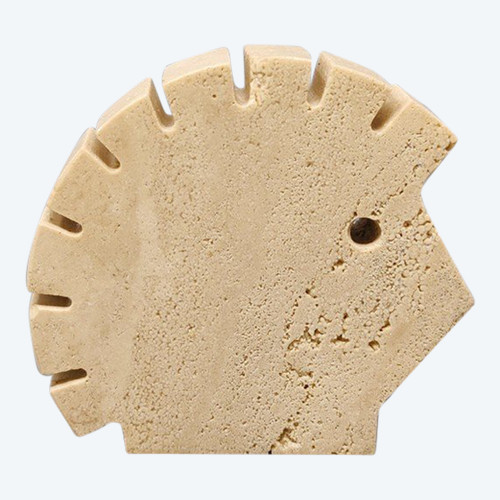 1970 Original large hedgehog sculpture in travertine by Enzo Mari for F.lli Mannelli