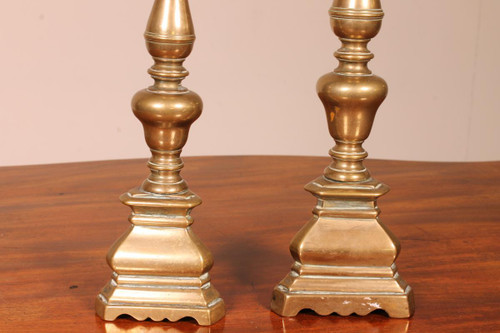 Pair Of Candlesticks In Bronze 17 ° Century Italy